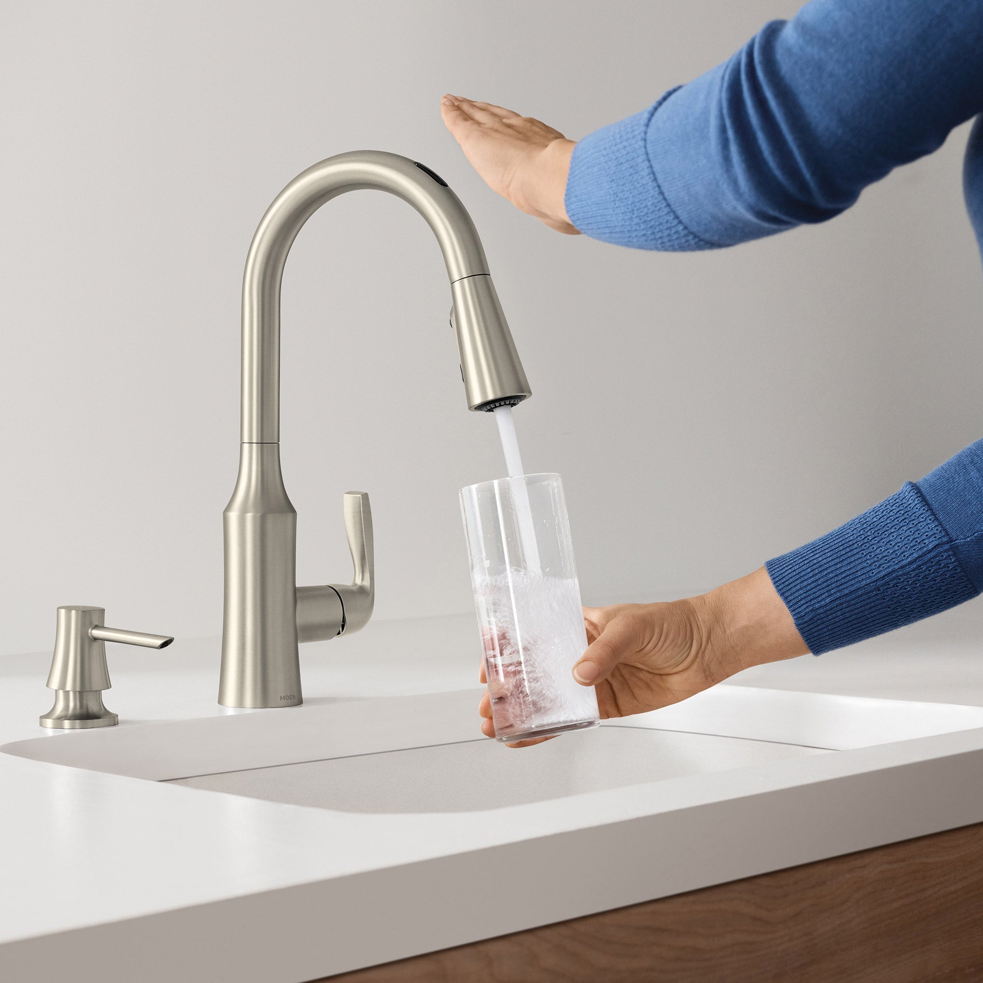 Cadia Pulldown Kitchen Faucet