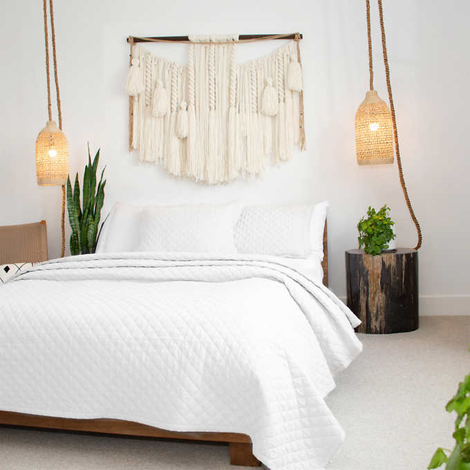 Jennifer Adams Home Solana Diamond 3-piece Quilted Blanket Set