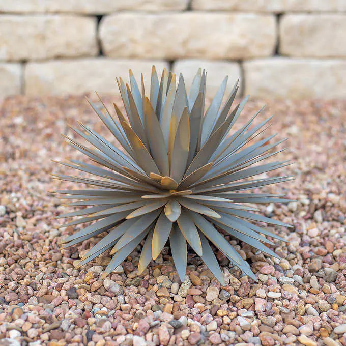 Yucca Sculpture by Desert Steel