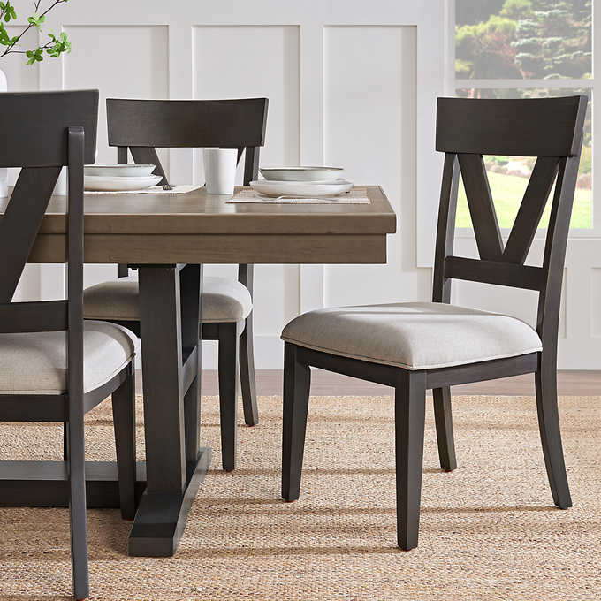 Findley 7-piece Dining Set